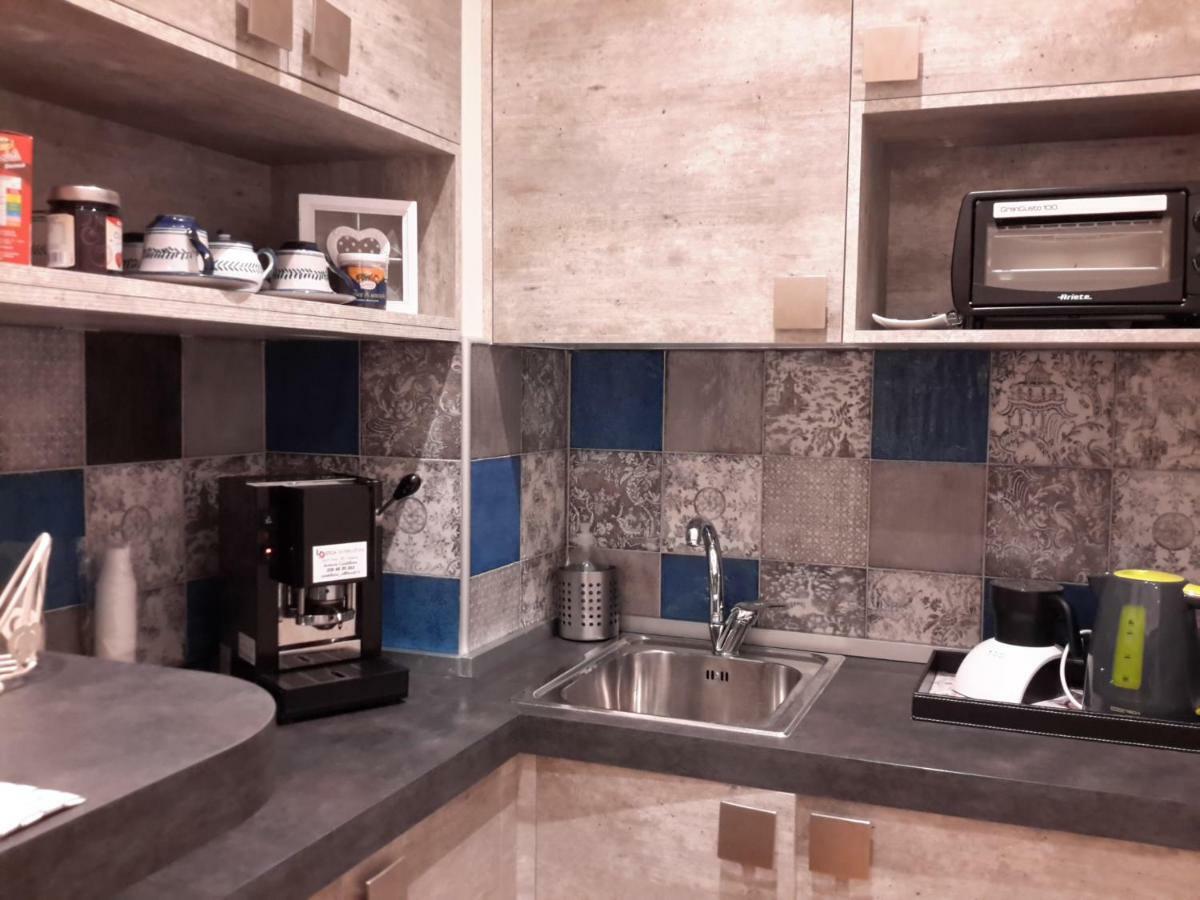 Le Stanze Di Penelope Bed & Breakfast Salerno Exterior foto