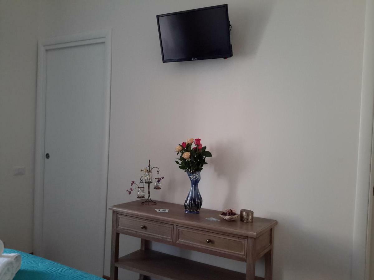 Le Stanze Di Penelope Bed & Breakfast Salerno Exterior foto
